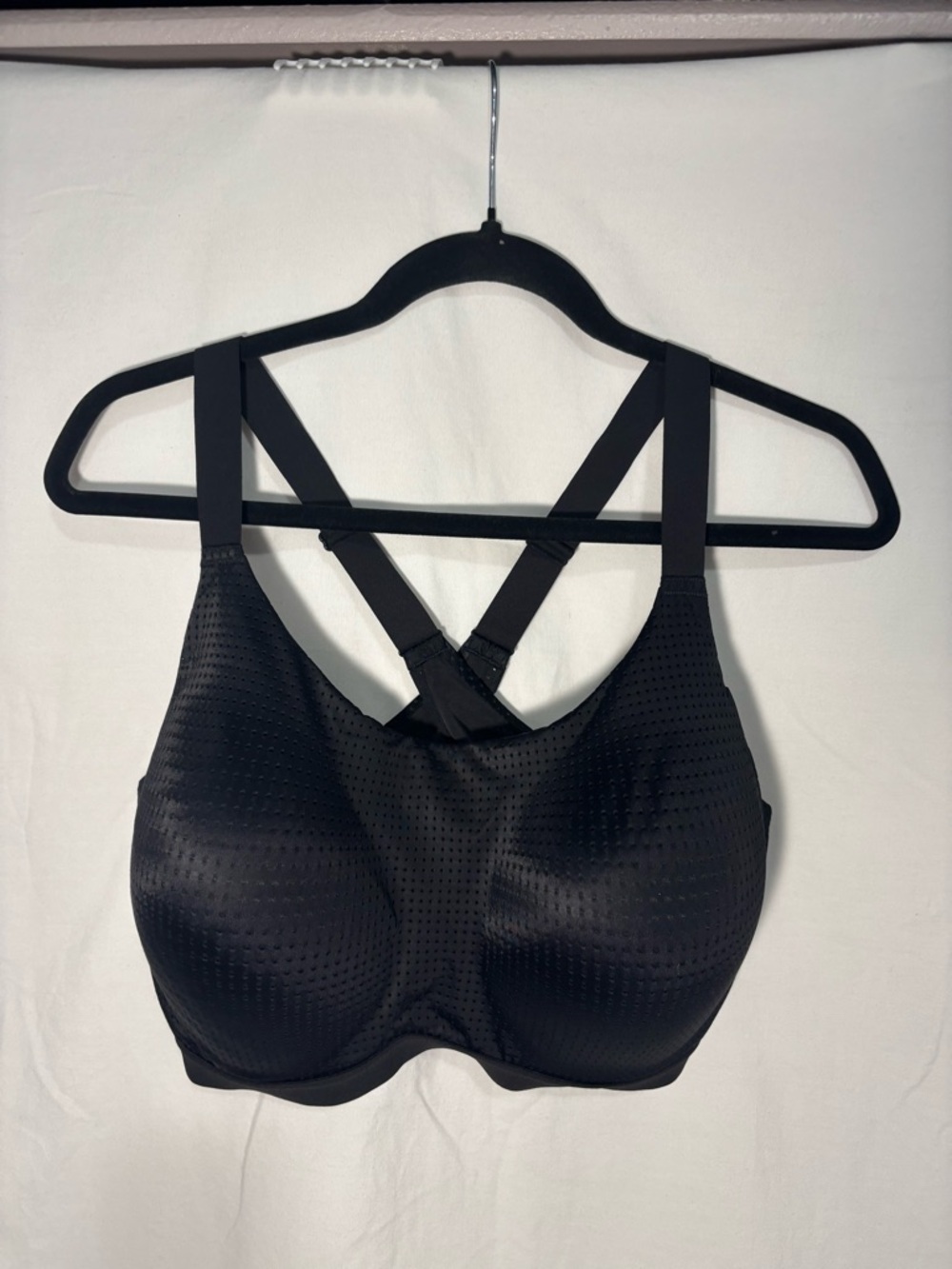 Victoria's Secret Black Textured Crisscross Sports Bra